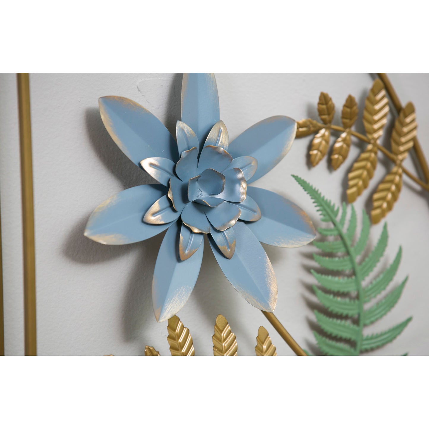 Framed Metal Flower Wall Décor